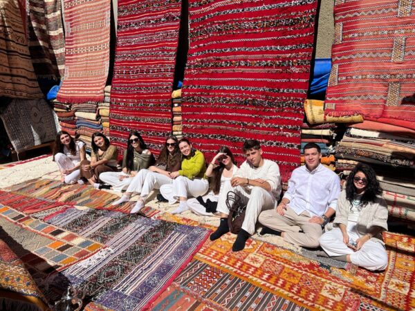 Threads of Morocco : 4-Day Berber Carpet Journey